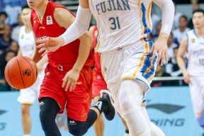 关于赛后CBA常规赛传出新动向，新奥尔良鹈鹕外线爆发，管理层表态：管理层满意，训练强度明显提升的信息虎扑体育