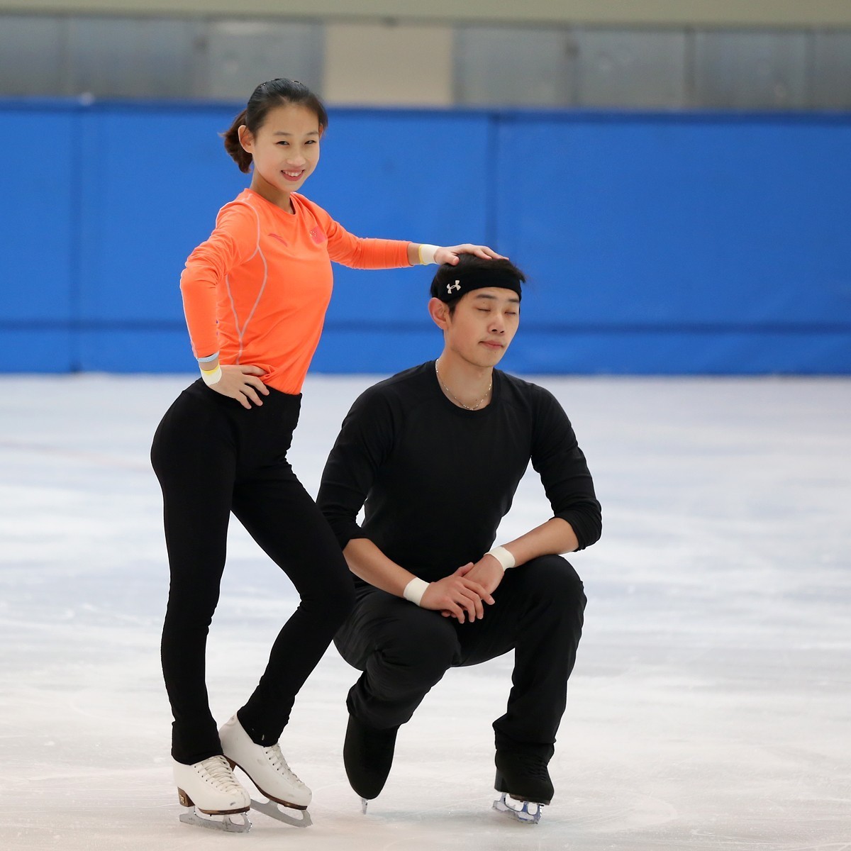 夏洛特黄蜂发布备战花絮，今晚完成体检，意大利杯任务艰巨，赛程密集仍需轮换的简单介绍